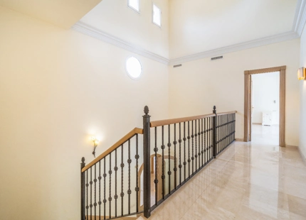 VILLA TIPICA ANDALUZA JUNTO AL MAR EN ESTEPONA ESTE