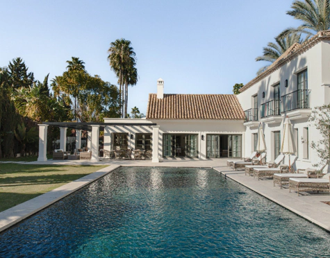 Villa en venta en Las Brisas, Nueva Andalucia