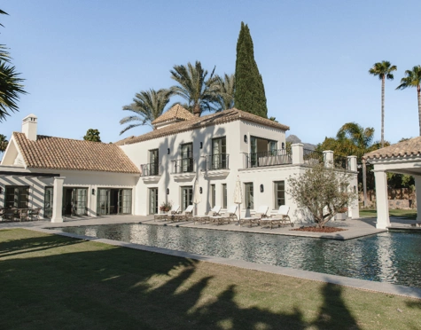 Villa en venta en Las Brisas, Nueva Andalucia