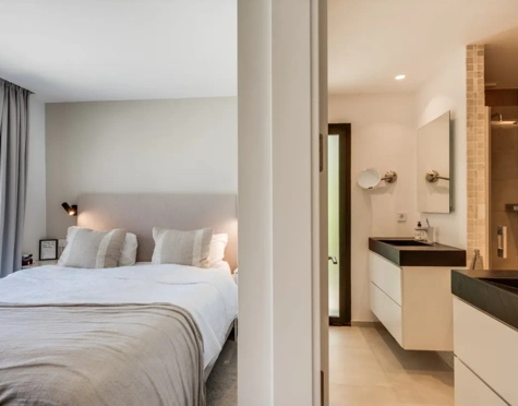 Villa for sale in Nueva Andalucia, Marbella