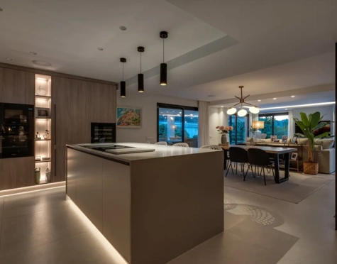 Villa for sale in Nueva Andalucia, Marbella