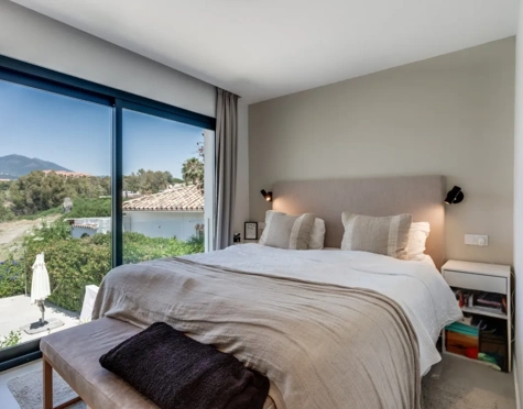 Villa for sale in Nueva Andalucia, Marbella