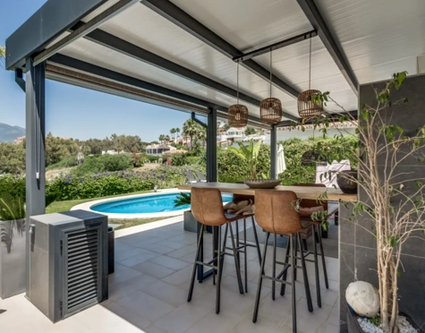 Villa for sale in Nueva Andalucia, Marbella