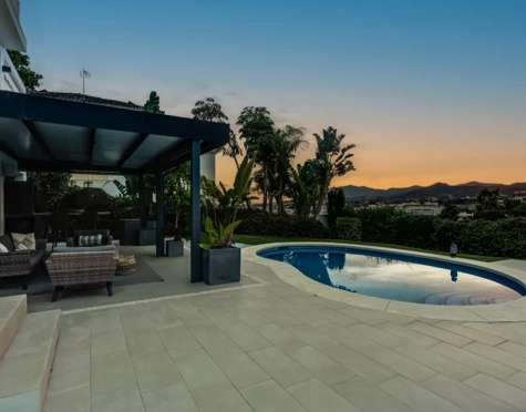 Villa for sale in Nueva Andalucia, Marbella