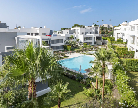 Penthouse for sale in Vanian Green Village, Estepona East