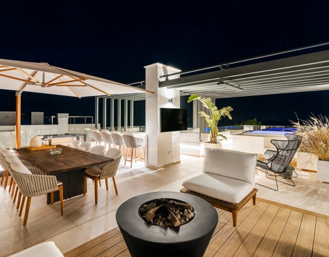 Semi Detached House for sale in Sierra Blanca, Marbella Golden Mile