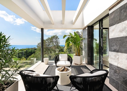 ILLA DE ARQUITECTO EN VENTA EN SIERRA BLANCA, MARBELLA