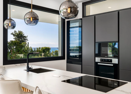 ILLA DE ARQUITECTO EN VENTA EN SIERRA BLANCA, MARBELLA