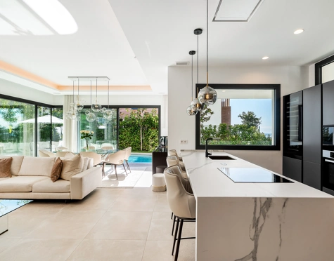 Semi Detached House for sale in Sierra Blanca, Marbella Golden Mile