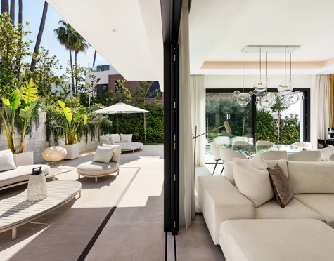 Semi Detached House for sale in Sierra Blanca, Marbella Golden Mile