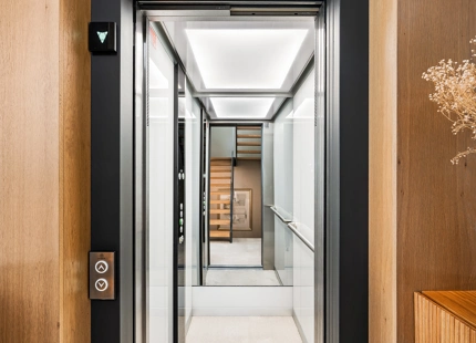 ILLA DE ARQUITECTO EN VENTA EN SIERRA BLANCA, MARBELLA