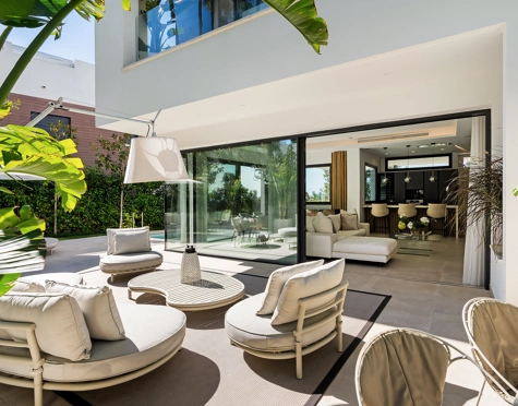 Semi Detached House for sale in Sierra Blanca, Marbella Golden Mile