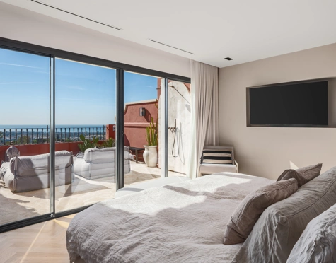Duplex Penthouse for sale in Monte Halcones, Benahavis