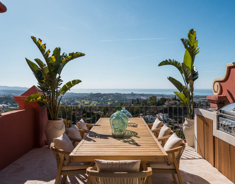 Atico Duplex en venta en Monte Halcones, Benahavis
