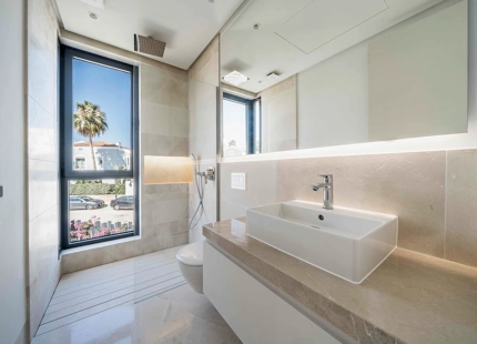 EXQUISITA VILLA CON VISTAS IMPRESIONANTES, OASIS PRIVADO Y LUJO INIGUALABLE