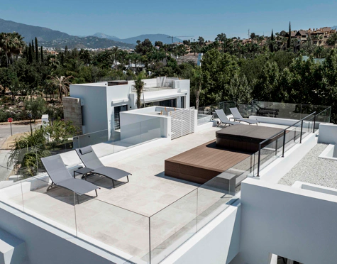 Villa for sale in El Campanario, Estepona East