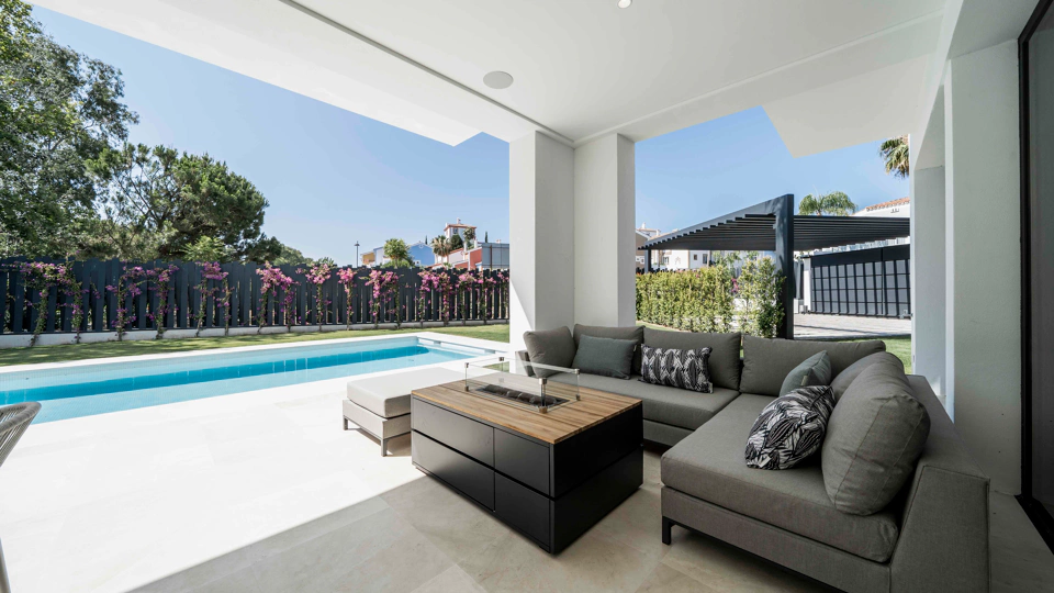 Villa en venta en El Campanario, Estepona Este