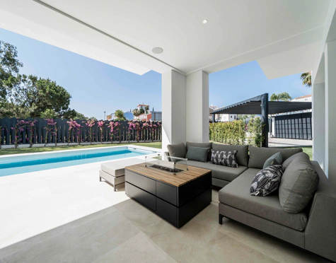 Villa for sale in El Campanario, Estepona East