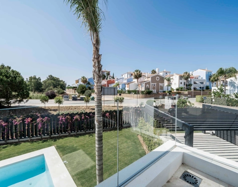 Villa for sale in El Campanario, Estepona East