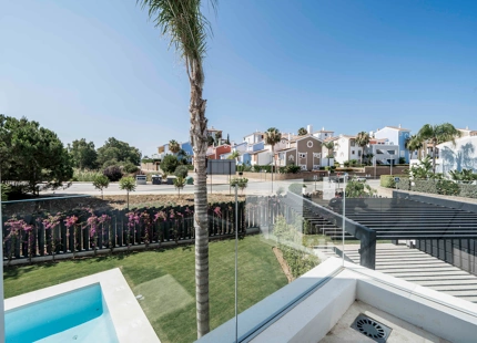 EXQUISITA VILLA CON VISTAS IMPRESIONANTES, OASIS PRIVADO Y LUJO INIGUALABLE