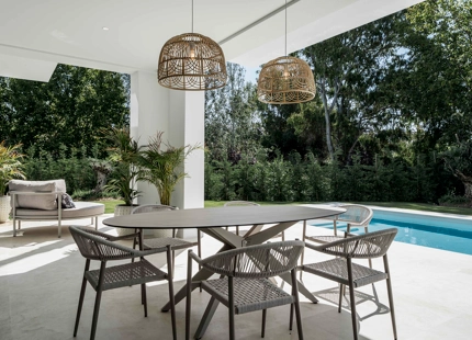 EXQUISITA VILLA CON VISTAS IMPRESIONANTES, OASIS PRIVADO Y LUJO INIGUALABLE