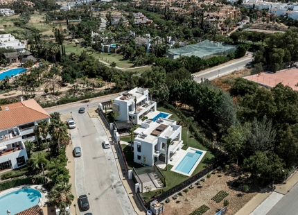 EXQUISITA VILLA CON VISTAS IMPRESIONANTES, OASIS PRIVADO Y LUJO INIGUALABLE