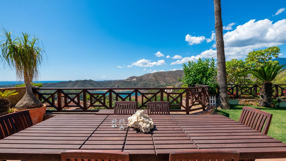 Villa en venta en Cerros del Lago, Istan