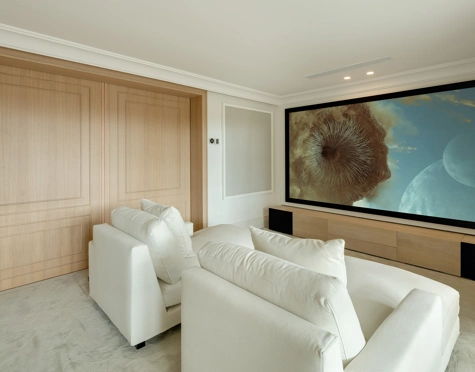 Villa for sale in Haza del Conde, Nueva Andalucia