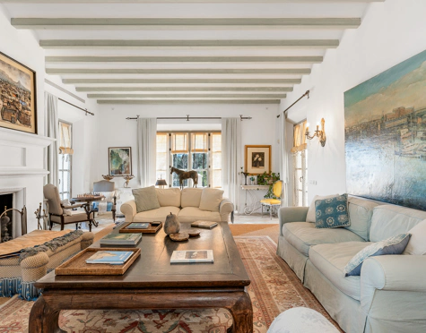 Villa for sale in El Madroñal, Benahavis