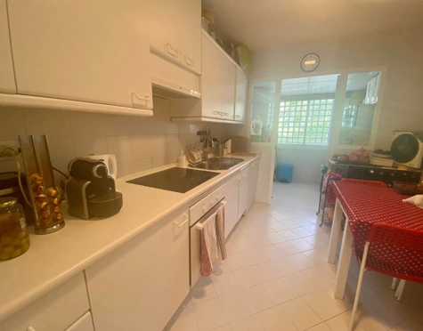 Ground Floor Apartment for sale in Alcazaba Beach, Estepona East