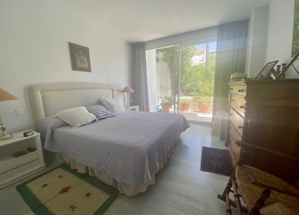 1. Línea de playa comunidad, apartamento en planta baja