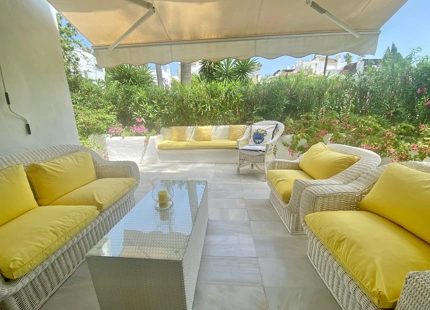 1. Línea de playa comunidad, apartamento en planta baja
