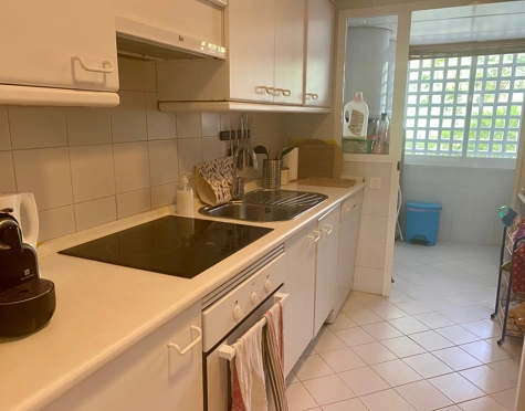Ground Floor Apartment for sale in Alcazaba Beach, Estepona East