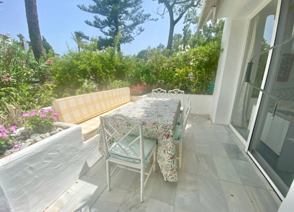 1. Línea de playa comunidad, apartamento en planta baja