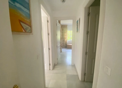 1. Línea de playa comunidad, apartamento en planta baja