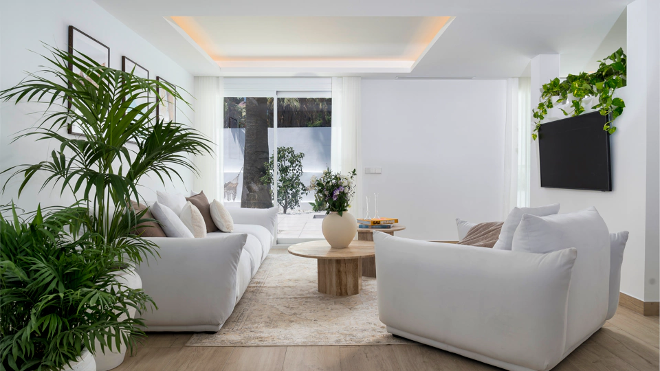 Villa en venta en Nueva Andalucia, Marbella