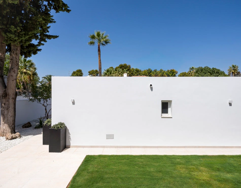 Villa for sale in Nueva Andalucia, Marbella