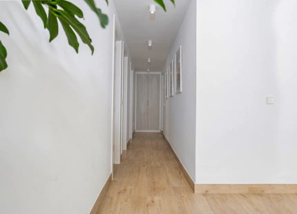 EXCEPCIONAL VILLA DE UNA SOLA PLANTA CON UBICACIÓN PRIVILEGIADA EN NUEVA ANDALUCÍA
