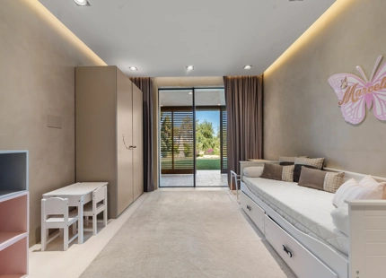 EXTRAORDINARIA VILLA DE LUJO: ELEGANCIA Y CONFORT INIGUALABLES