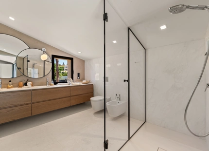 EXTRAORDINARIA VILLA DE LUJO: ELEGANCIA Y CONFORT INIGUALABLES