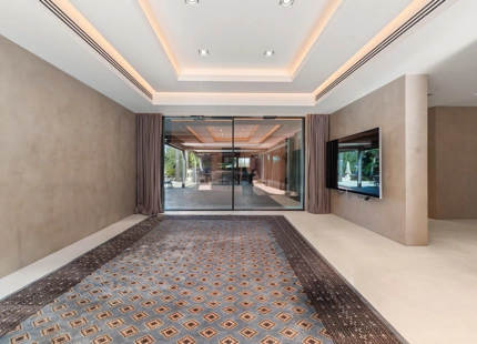 EXTRAORDINARIA VILLA DE LUJO: ELEGANCIA Y CONFORT INIGUALABLES