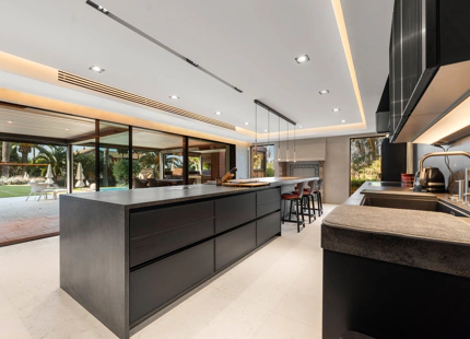 EXTRAORDINARIA VILLA DE LUJO: ELEGANCIA Y CONFORT INIGUALABLES