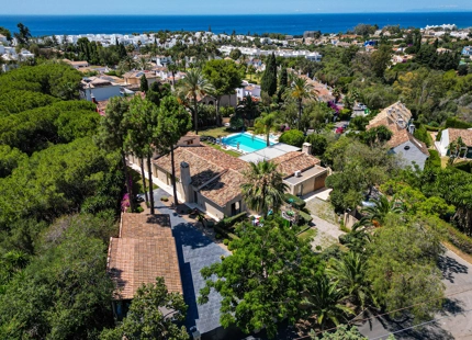 EXTRAORDINARIA VILLA DE LUJO: ELEGANCIA Y CONFORT INIGUALABLES
