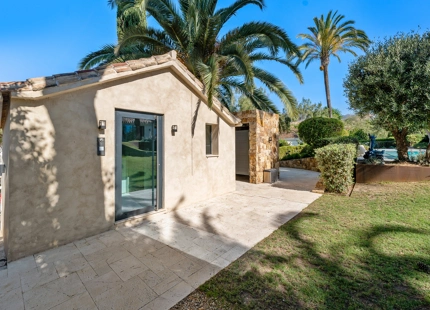 EXTRAORDINARIA VILLA DE LUJO: ELEGANCIA Y CONFORT INIGUALABLES