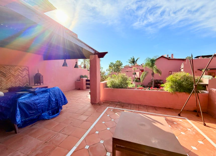 Apartamento en venta en Menara Beach, Estepona Este