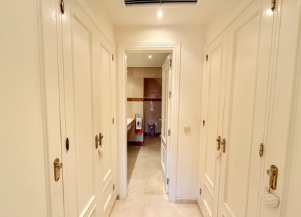 Apartamento en venta en Menara Beach, Estepona Este
