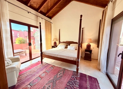 Apartamento en venta en Menara Beach, Estepona Este