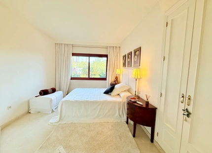 Apartamento en venta en Menara Beach, Estepona Este