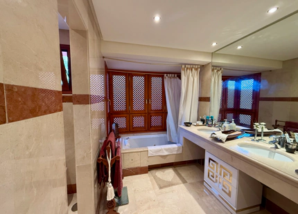Apartamento en venta en Menara Beach, Estepona Este