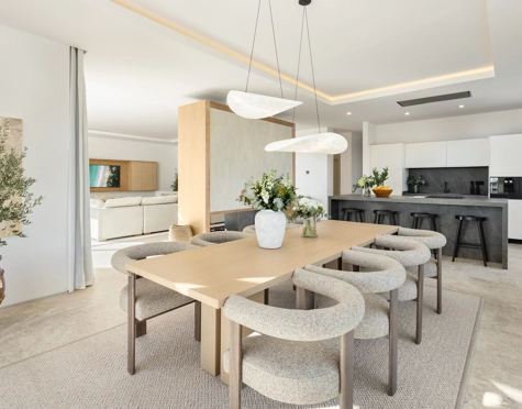 Villa en venta en Aloha, Nueva Andalucia